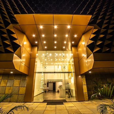 Poppys Tower Hotell Coimbatore Eksteriør bilde